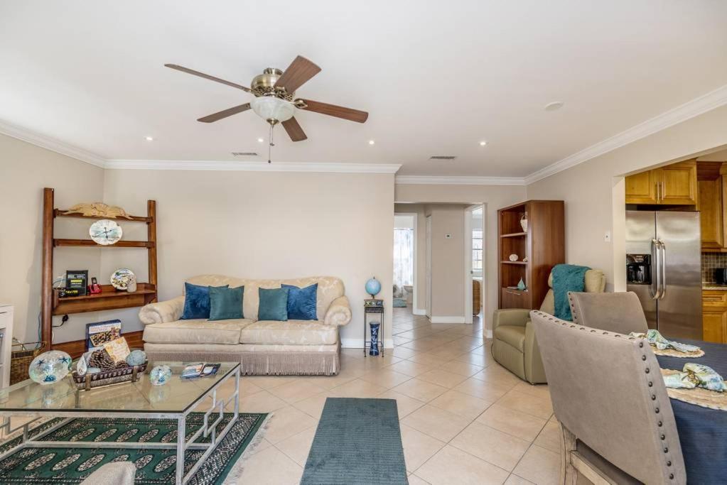 Ocean Vacation Breeze Villa Lantana Eksteriør billede