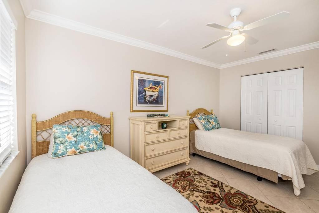 Ocean Vacation Breeze Villa Lantana Eksteriør billede