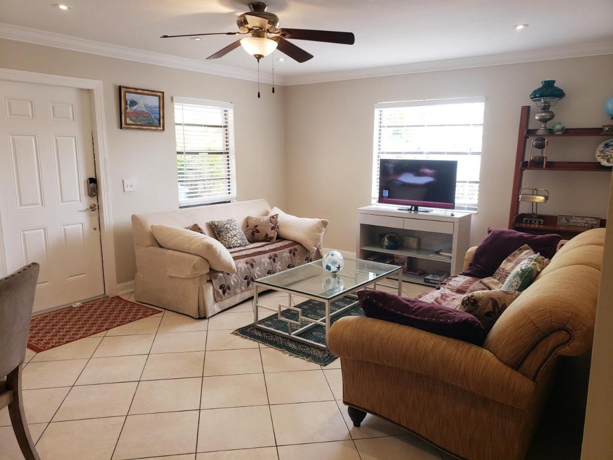 Ocean Vacation Breeze Villa Lantana Eksteriør billede